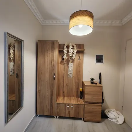 Apartamento Nila's Comfy Qerret